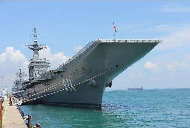 小型航空母舰排水量，探究其设计特点与实际应用，小型航空母舰排水量，设计特点与实际应用探究