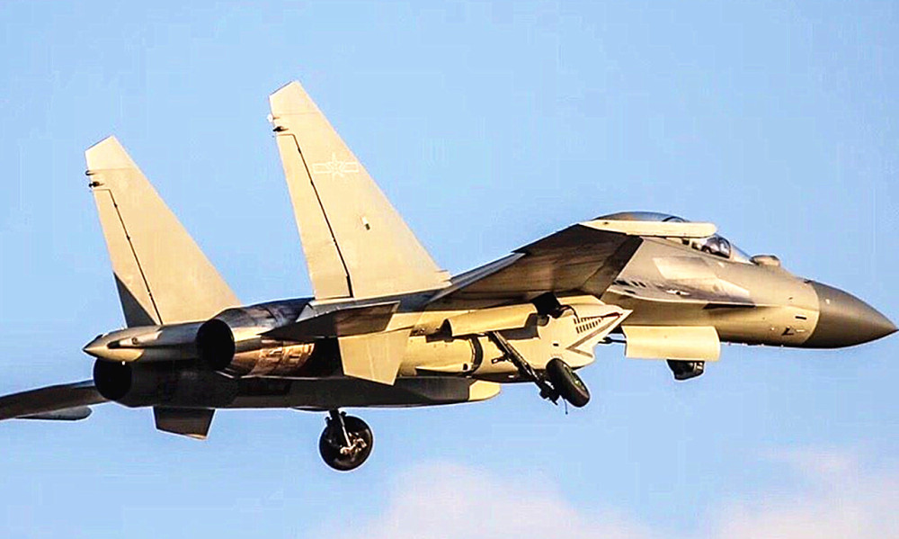 歼16战机战斗,空中力量的卓越展现,歼16战机战斗,空中力量的巅峰展现