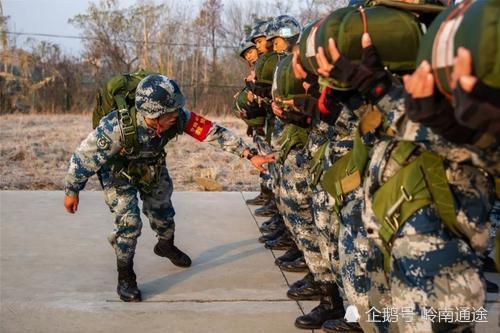 空降兵是第几军，荣耀与使命的象征，荣耀与使命的象征，空降兵揭秘其军种身份与所属军种番号