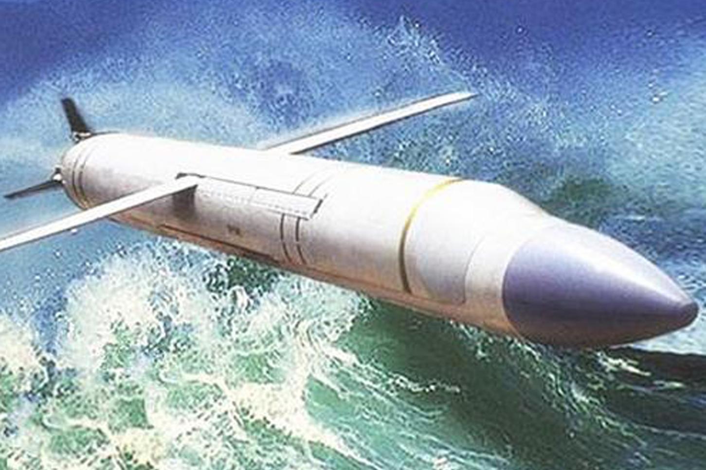 鹰击长空，鹰击62反舰导弹的射程与威力，鹰击长空，鹰击62反舰导弹的射程与强大威力揭秘