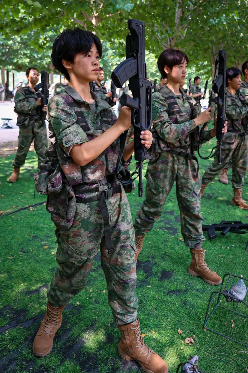 女兵特种兵需要什么条件，女兵特种兵所需条件概览
