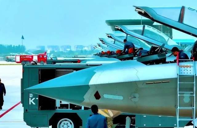 展望2050年中国空军实力，2050年中国空军实力展望