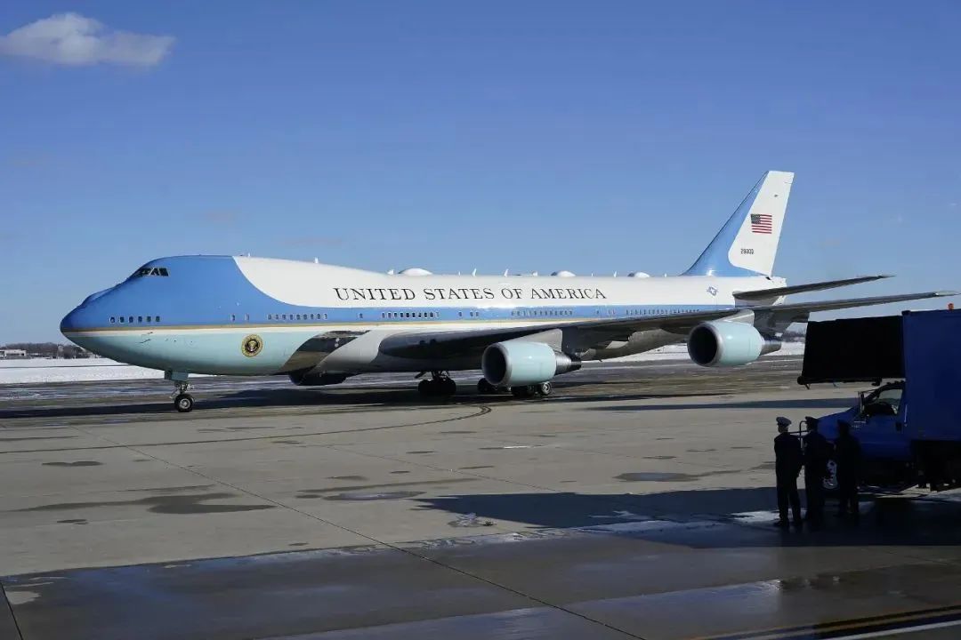 中国空军一号飞机图片大全,历史与现状的壮丽展示,中国空军一号飞机,历史与现状的壮丽展示图片大全