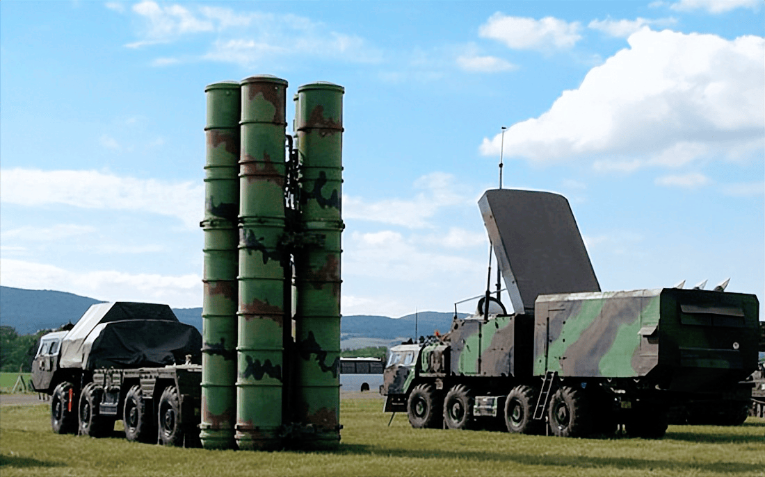 中国远程防空导弹系统,构建现代化国防安全的坚实屏障,中国远程防空导弹系统,现代化国防的坚实安全屏障