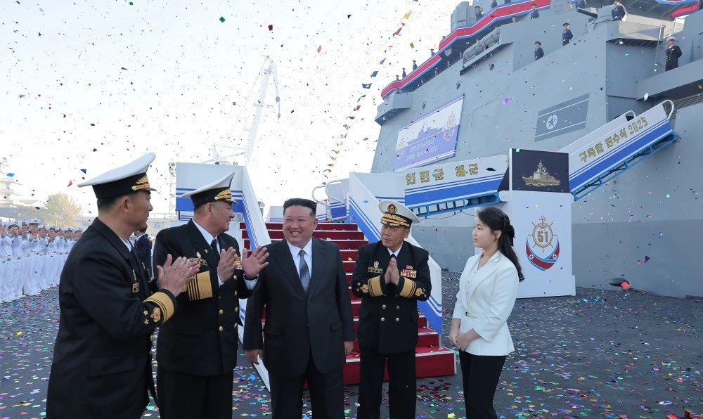 运城舰交舰仪式,荣耀时刻,铸就海防新篇章,运城舰交舰仪式,铸就海防新篇章,荣耀时刻启航