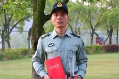 丁小军的级别,多维度解析其身份地位与成就,丁小军的身份地位与成就多维度解析,揭秘其级别与成就之路