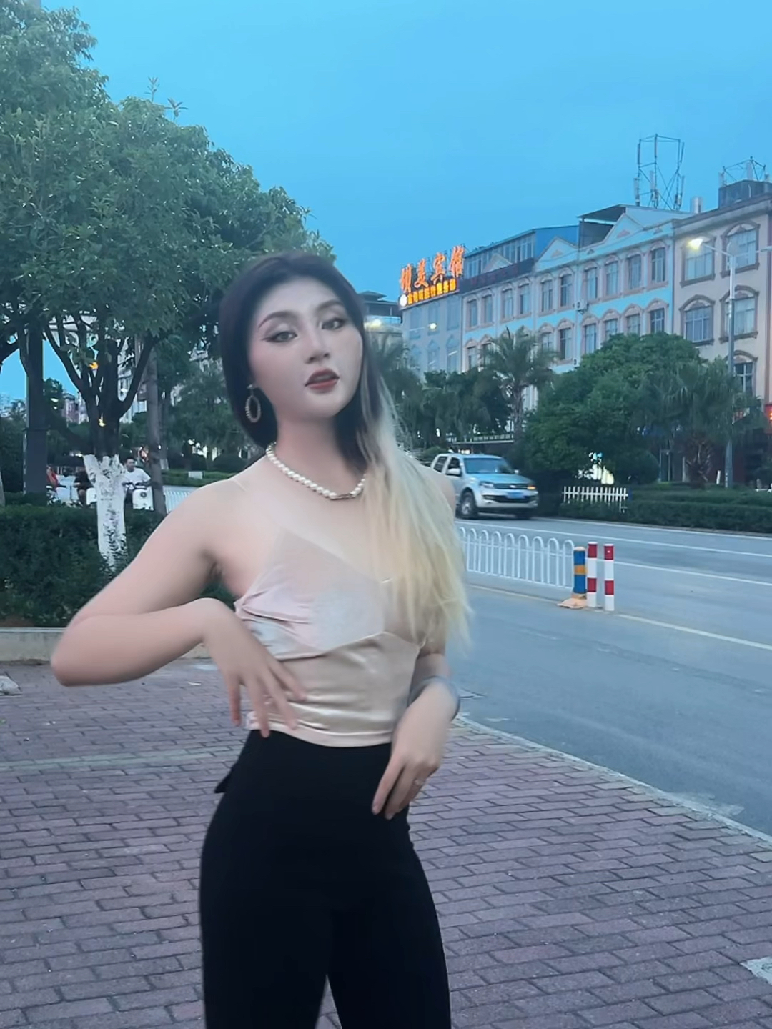 今天姐随你怎么摆弄,今日随心所欲,姐姐的摆布之旅