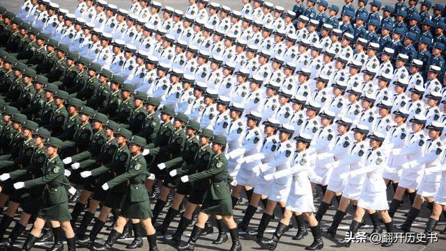 世界阅兵的时间,一场盛大的军事盛宴的揭晓,全球瞩目!盛大阅兵揭示军事盛宴的壮丽瞬间