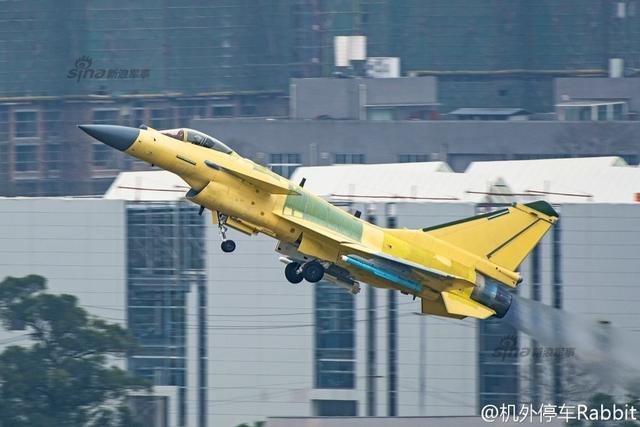 歼-10C服役了吗?深度解析中国空军现代化进程中的关键节点,歼-10C已服役,中国空军现代化进程的关键节点深度解析