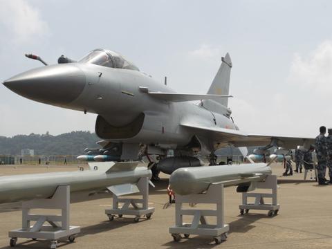 歼-10C服役了吗?深度解析中国空军现代化进程中的关键节点,歼-10C已服役,中国空军现代化进程的关键节点深度解析