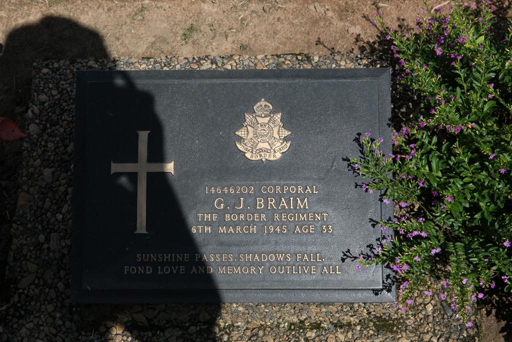 中国空军成立时间的英文解读及其历史背景分析,中国空军成立时间的英文解读及其深远历史背景探析