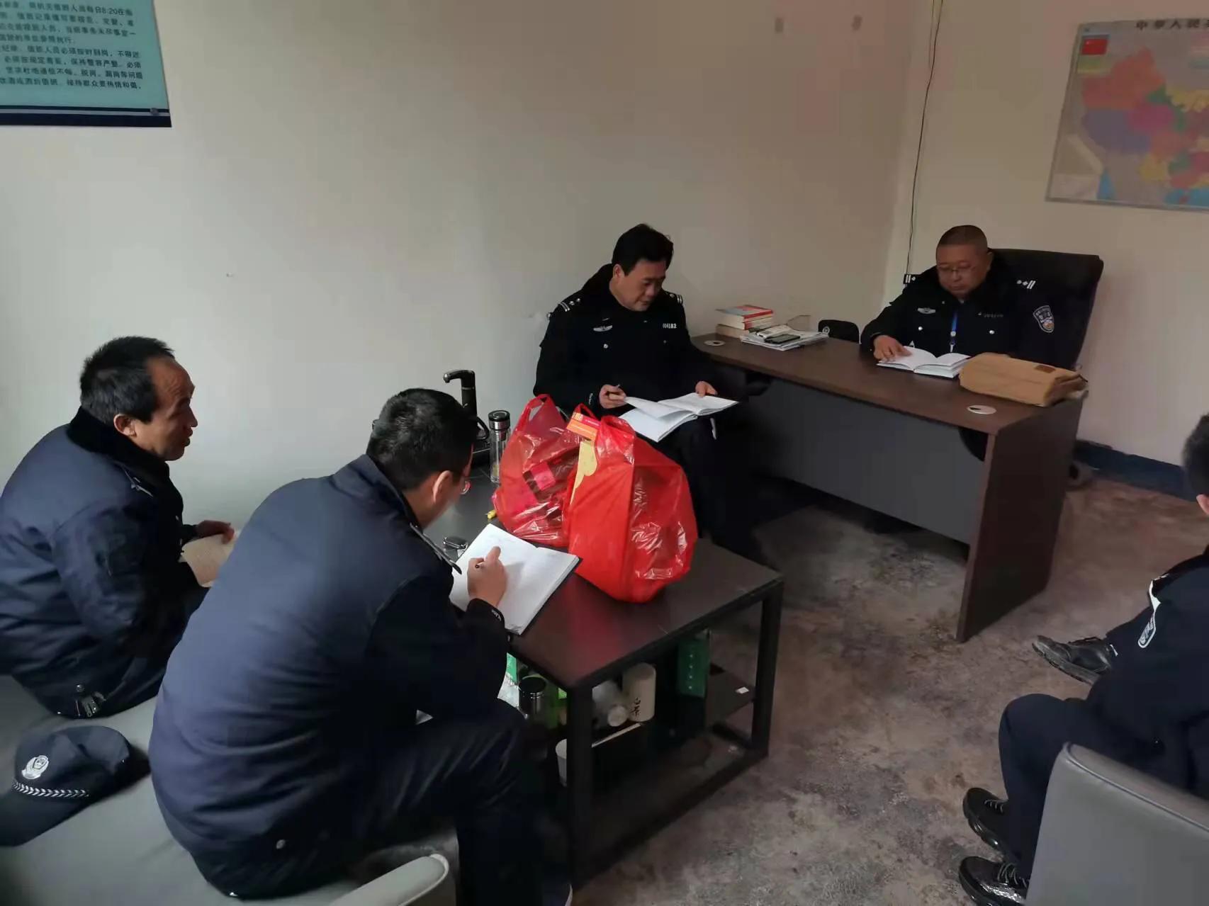 今天是人民警察节,致敬英勇无畏的守护者,人民警察节致敬英勇守护者,守护和平,捍卫正义!