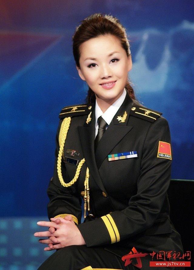 军事节目主持人