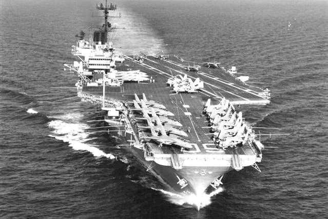 航空母舰与小说的奇妙世界,航空母舰与小说的奇幻交融