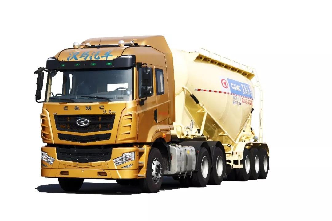 揭秘战斗机自重之谜,多少吨的钢铁巨兽?,揭秘战斗机自重之谜,钢铁巨兽究竟多重?