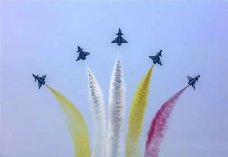 中国空军，强大的实力与不凡的成就，中国空军，实力强大，成就非凡