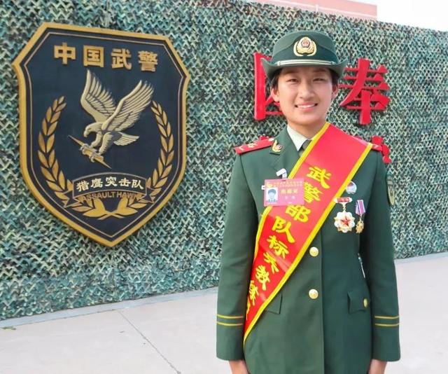 崔婕,闪耀的明星,时代的力量,崔婕,闪耀明星,时代力量标杆