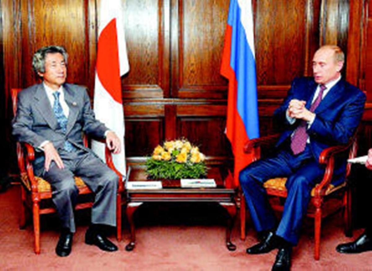 图22逆火轰炸机气动布局深度解析,图22逆火轰炸机气动布局全面解析