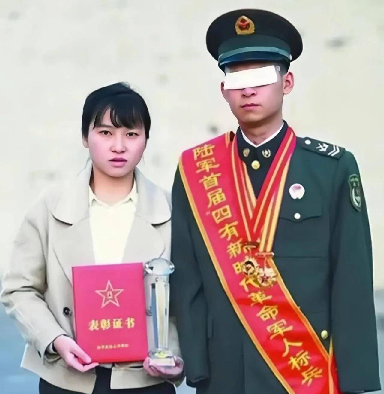 八一勋章与儿女提干，荣誉背后的考量与解读，八一勋章与儿女提干，荣誉背后的深度解读与考量