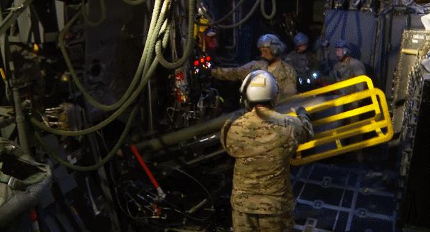 美国新一代攻击机取代A-10，未来空中力量的转型与革新，美国新一代攻击机亮相，空中力量转型与革新的未来展望