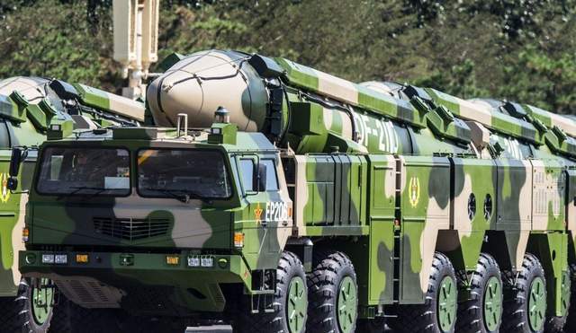 中国东风系列导弹的数量与布局,深度解析与探讨,中国东风系列导弹数量与布局深度解析,揭秘导弹部署战略与布局特点