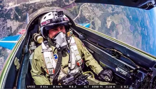 飞行员最高承受的马赫数,挑战极限与科技的进步,飞行员承受的马赫数极限,挑战极限与科技进步的交汇点