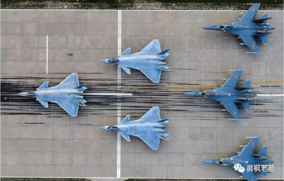 中国空军2018最新实力，蓬勃发展，展翅翱翔，中国空军蓬勃发展，2018年最新实力一览