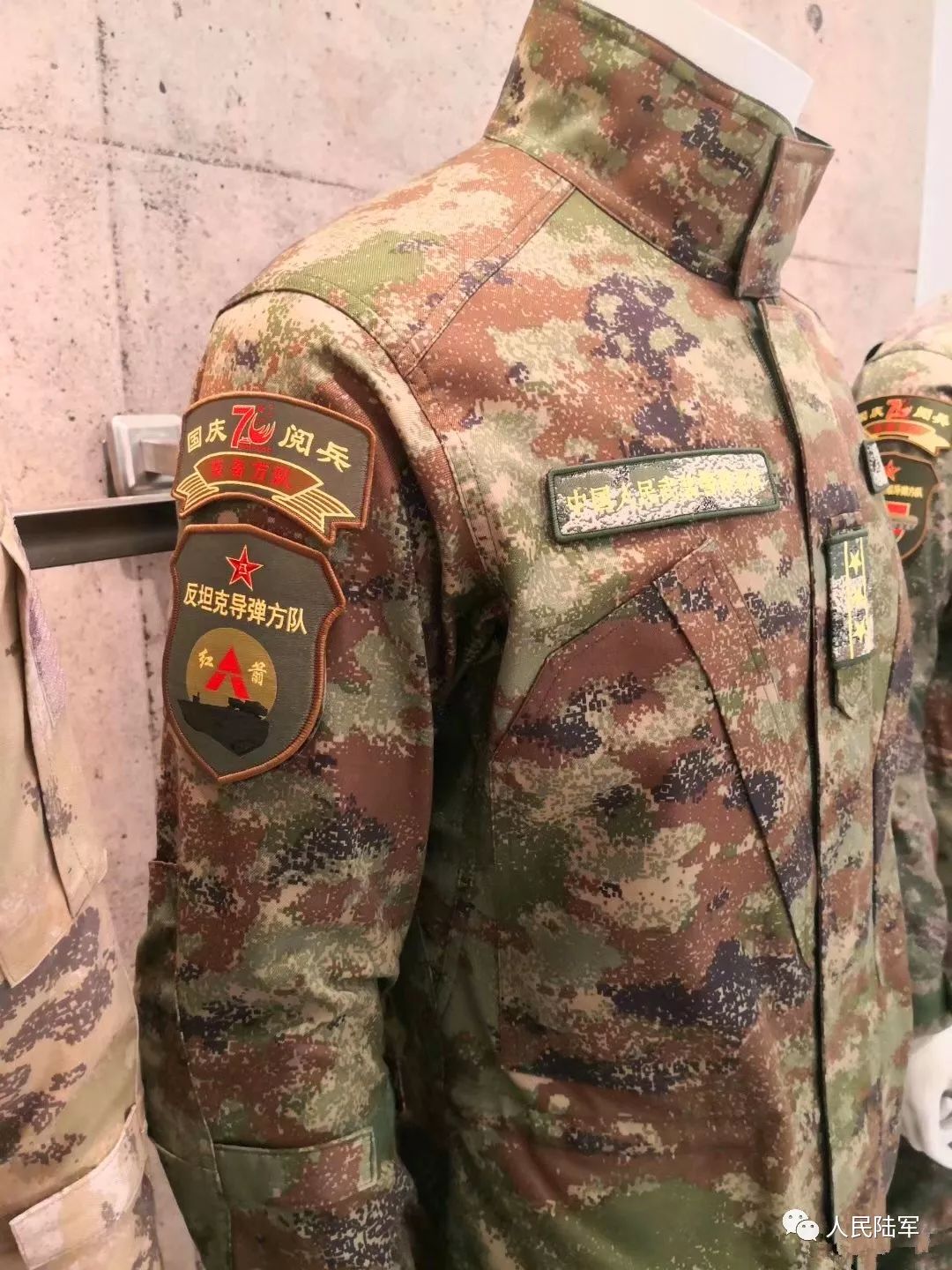 中国二一式星空迷彩服，探索军事服饰的先进科技与传统文化融合，中国二一式星空迷彩服，军事服饰的先进科技与传统文化融合探索