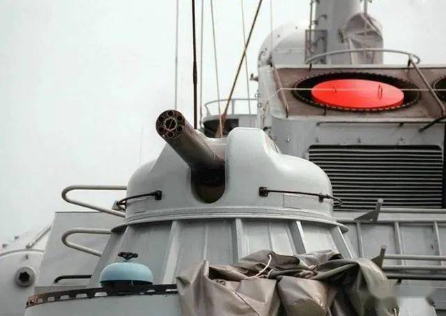 关于我国海军舰艇上重要的近防武器系统——1130近防炮的换弹时间研究，中国海军舰艇关键近防武器系统，揭秘1130近防炮换弹时间之谜