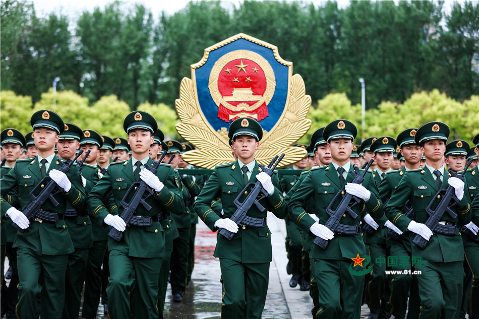 中国人民武装警察部队，国家的骄傲与民众的自豪，中国人民武装警察部队，国家的骄傲，民众的自豪之光