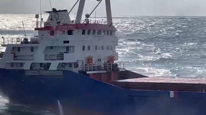 俄罗斯又一艘轮船遭拦截，国际海事安全局势下的新挑战，俄罗斯轮船遭拦截，国际海事安全面临新挑战