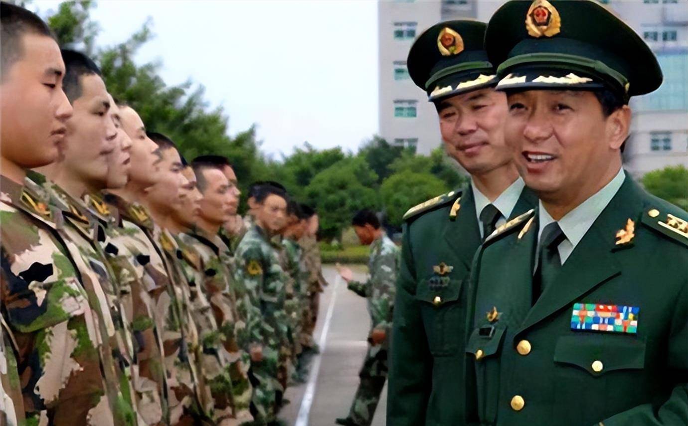 丁晓兵儿子的成长之路，丁晓兵儿子成长轨迹，一路奋斗与蜕变