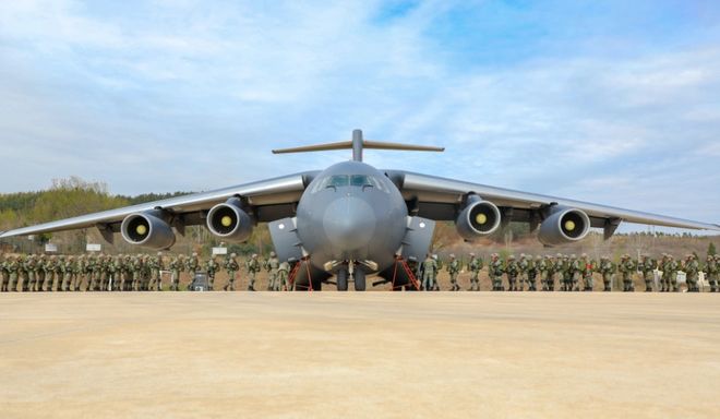 空降兵军九个旅领导，塑造新时代的军队领导力，空降兵九个旅领导塑造新时代领导力典范