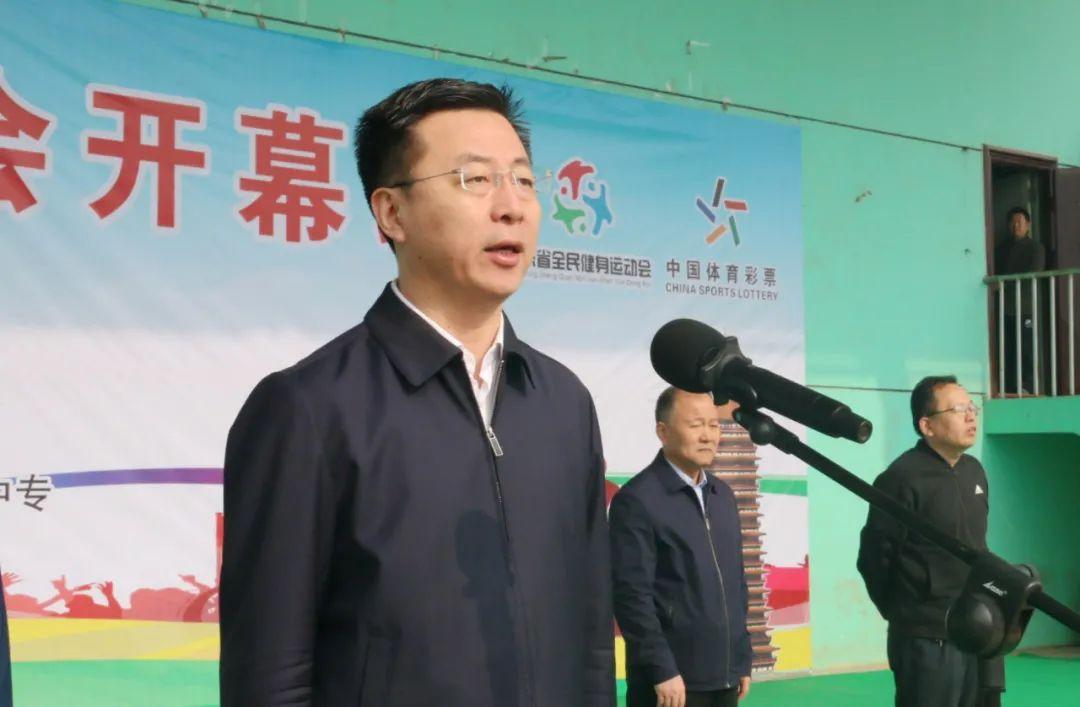 中央新闻莘县王峰，一位基层干部的奋斗与担当，基层干部王峰在莘县的奋斗与担当，中央新闻聚焦一线干部风采