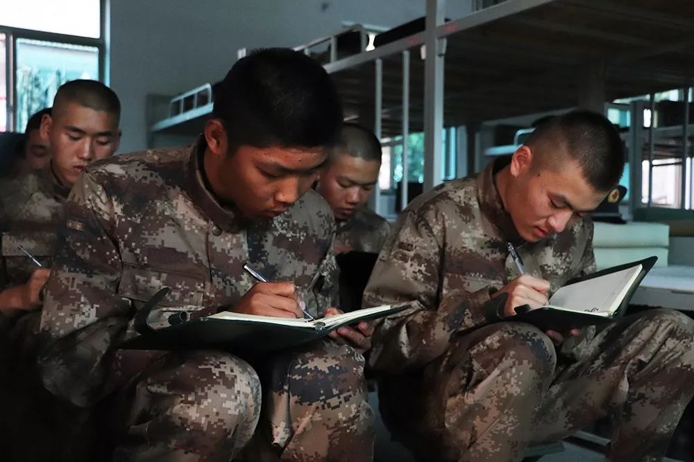 新兵连心得体会,挑战与成长并存的日子,新兵连心得体会,挑战与成长并存的日子之旅