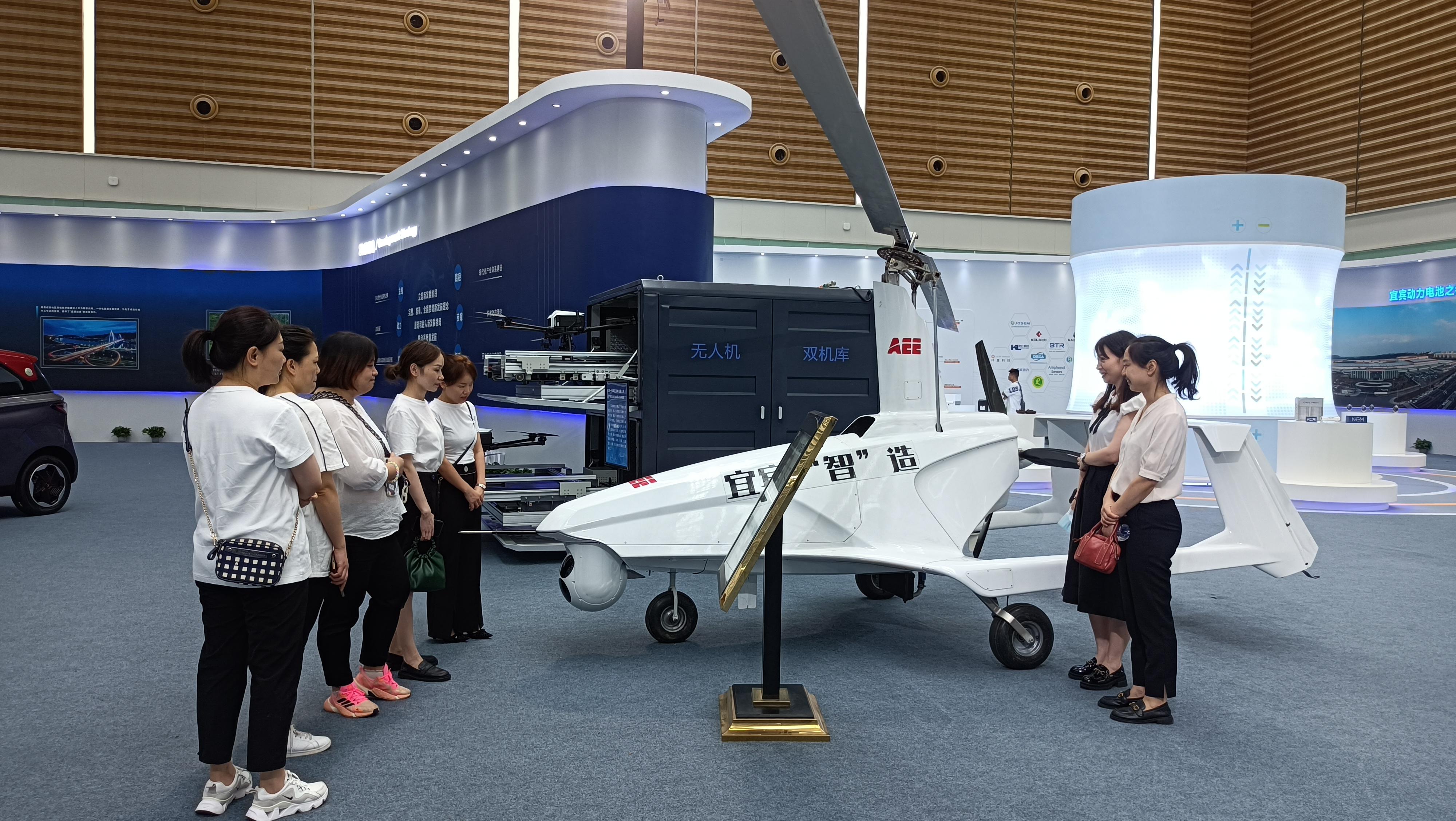 时政新闻最新动态,聚焦2023年十一月,聚焦时政新闻动态,2023年十一月最新时政要闻