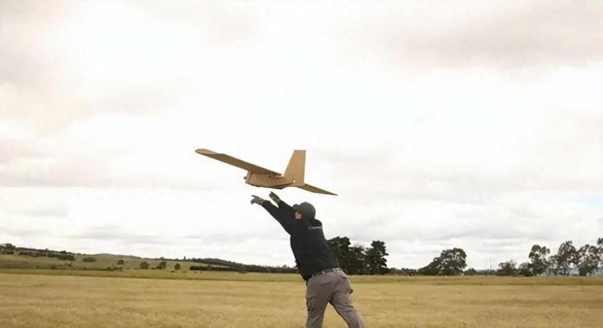 纸板制作航空母舰模型