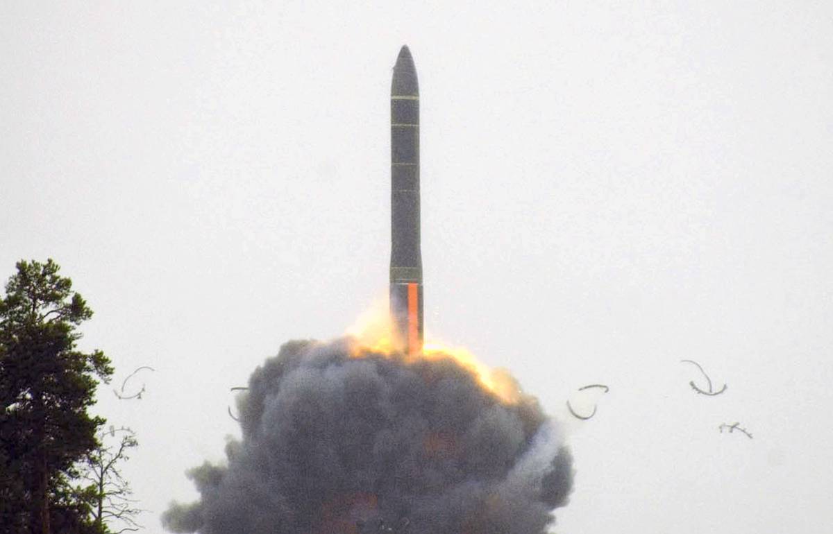 RS-26弹道导弹，现代战略威慑的核心，RS-26弹道导弹，现代战略威慑之核心力量