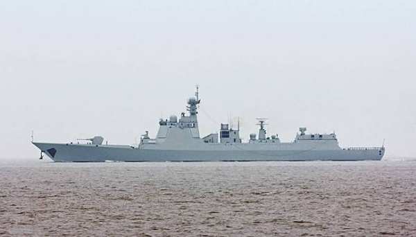 东海舰队中的新星，052D导弹驱逐舰，东海舰队新星崛起，052D导弹驱逐舰亮相海域