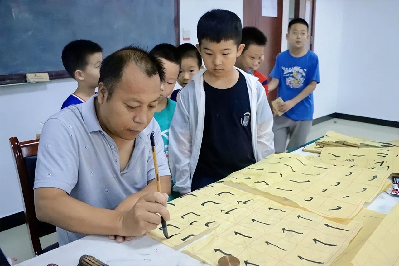 新闻联播报道下的时代脉搏——2023年11月27日概览，新闻联播报道下的时代脉搏，2023年11月27日概览聚焦时事热点与民生关切