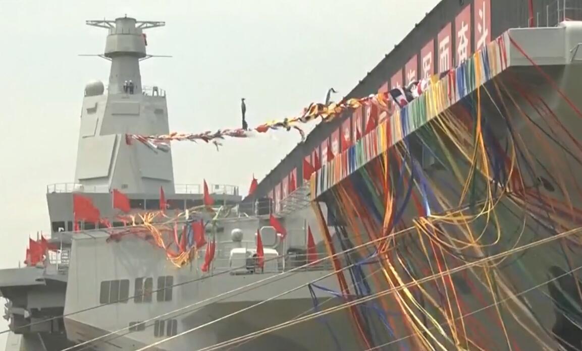 辽宁舰下水，中国海军新时代的里程碑，辽宁舰下水，中国海军新时代的起点