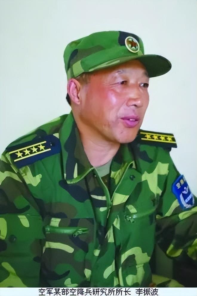 空降兵现任第十五军军长，勇担使命，铸就新时代空军力量，新时代空军力量铸就者，第十五军军长勇担使命，空降兵展现风采