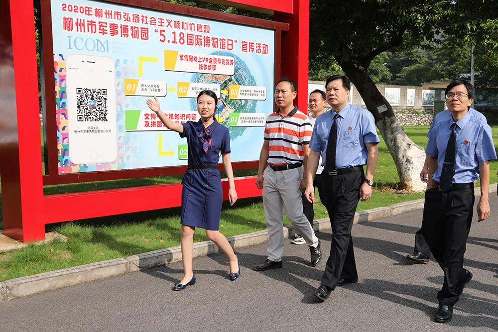 军事主题，战争与和平的永恒话题，军事主题，战争与和平的探讨与反思