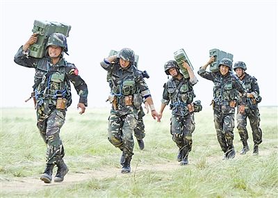北京与中国人民解放军陆军第38集团军——时代的融合与传承，北京与中国人民解放军陆军第38集团军，时代融合与传承的壮丽篇章