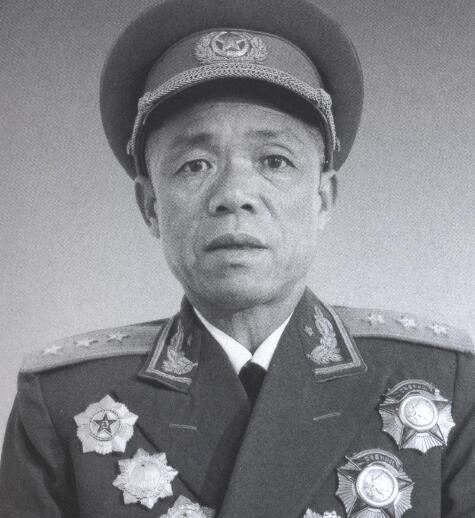 中国开国上将名单列表照片及其历史影响，中国开国上将名单、历史影响及照片概览