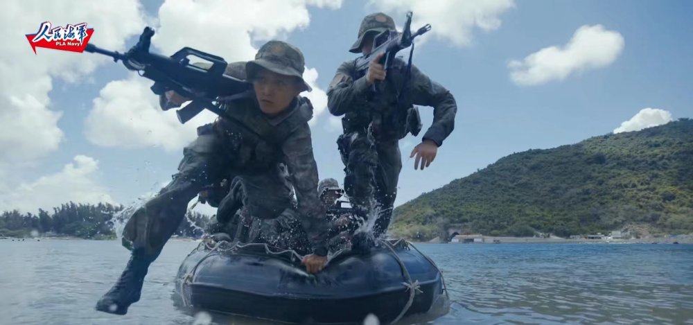 蛟龙突击队与海豹突击队对决