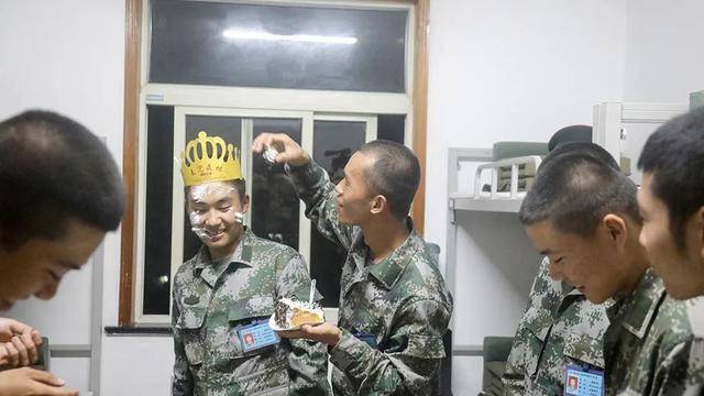 新兵三个月收获与感悟,成长之路的印记,新兵三个月的成长之路,收获、感悟与印记