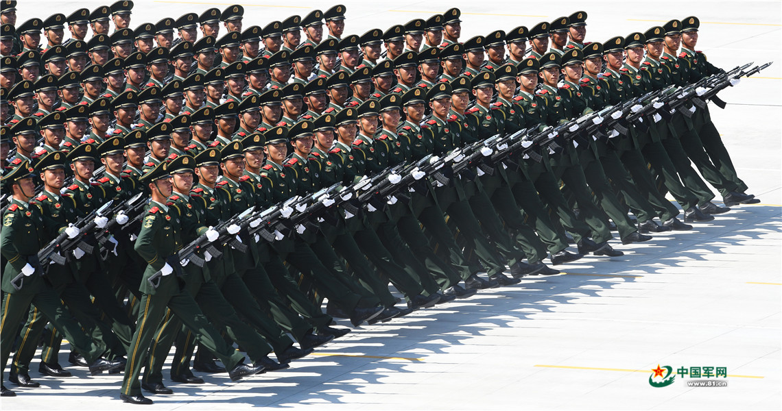 武警部队方队阅兵，展现力量与荣耀，武警部队阅兵方队，力量与荣耀的展示