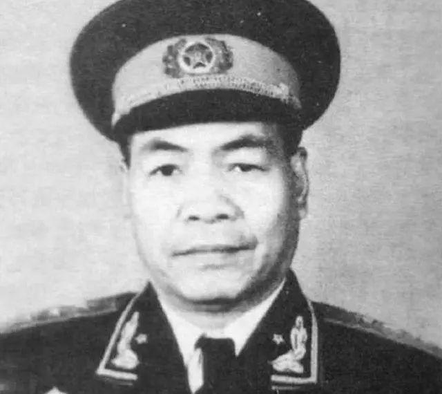 军队高层领导