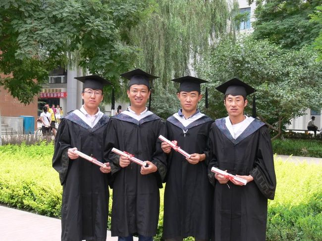 肖思远女友合照图片引发的热议与深度探讨,肖思远女友合照引发热议与探讨的深层话题